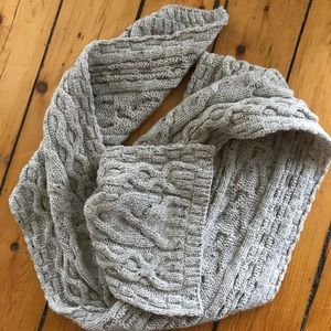 Irish Wool cable knit scarf
